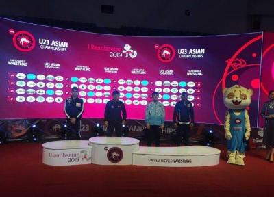 2 نقره و یک برنز کشتی آزاد امید ایران در روز دوم قهرمانی آسیا
