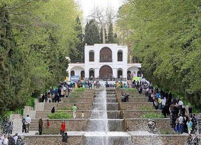 شروع لای روبی حوض های باغ شاهزاده ماهان