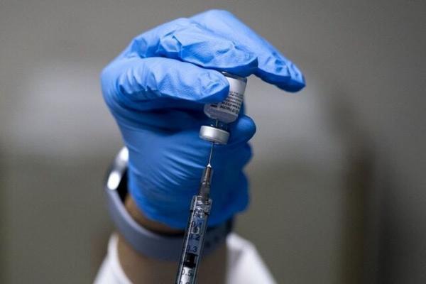 عدم استقبال 22 میلیون ایرانی از تزریق دز سوم واکسن کرونا